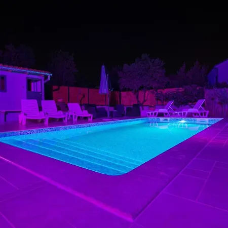 Ferienwohnung Fuer 4 Personen Ca 80 Qm In Sijana, Istrien Istrische Riviera Apartment