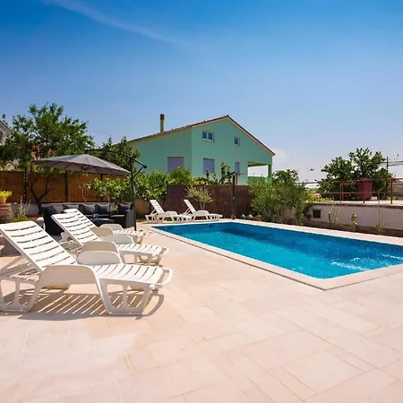 Ferienwohnung Fuer 4 Personen Ca 80 Qm In Sijana, Istrien Istrische Riviera