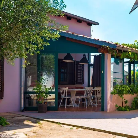 Ferienwohnung Fuer 4 Personen Ca 80 Qm In Sijana, Istrien Istrische Riviera Apartment Pula