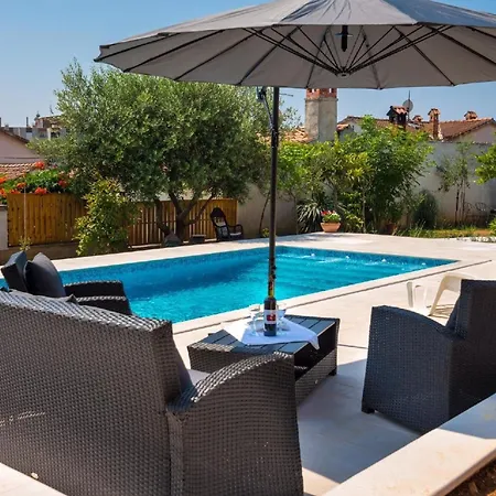 Ferienwohnung Fuer 4 Personen Ca 80 Qm In Sijana, Istrien Istrische Riviera Apartment Pula
