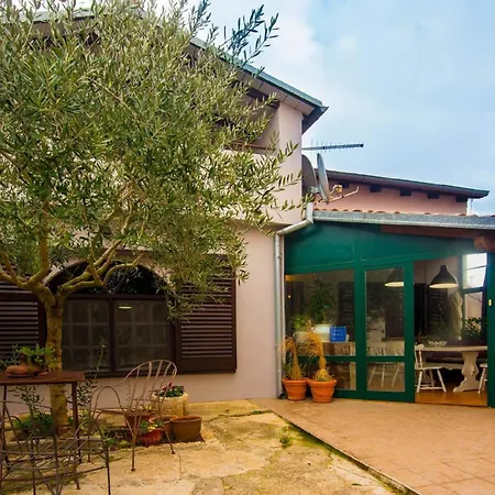 Apartment Ferienwohnung Fuer 4 Personen Ca 80 Qm In Sijana, Istrien Istrische Riviera